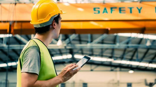 de-risicos-en-voordelen-van-elektrificatie-in-de-bouw.